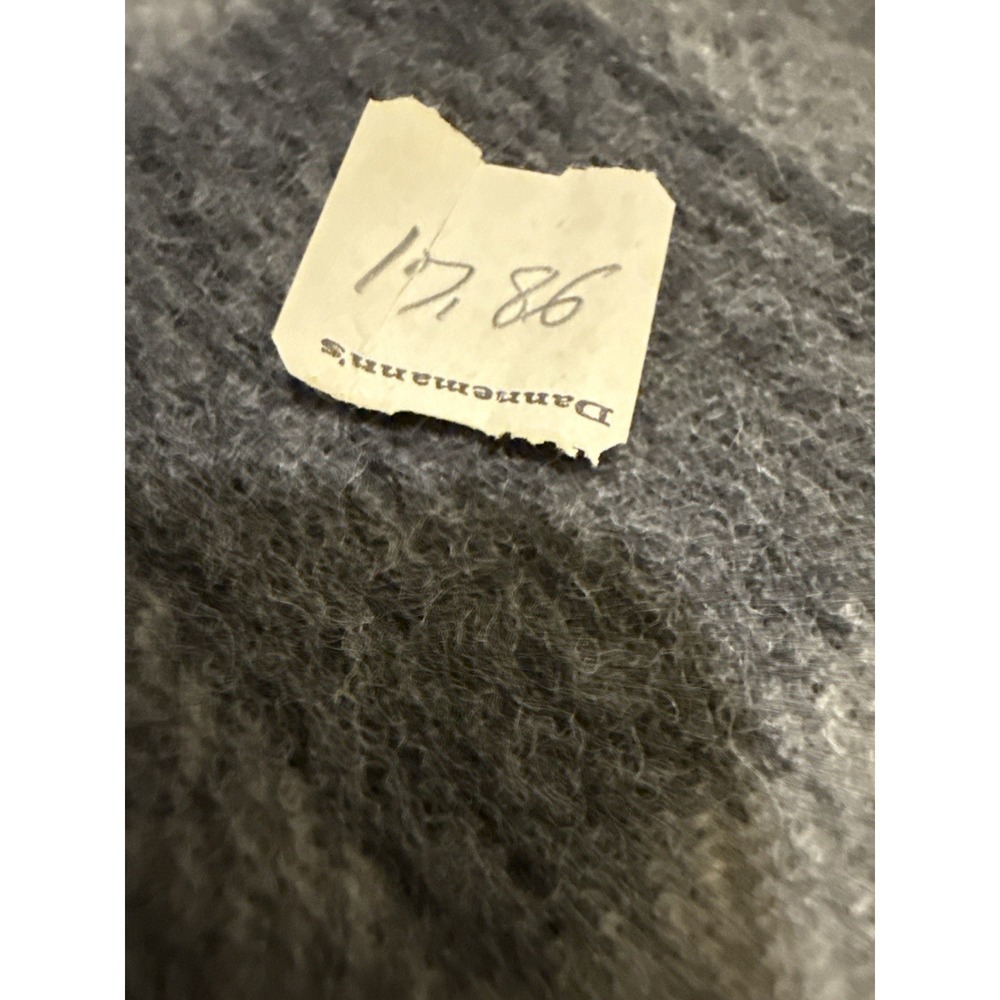 Vintage Gray Cream Buffalo Plaid Wool Fabric 2.6 Yards 54" Wide - Picture 4 of 4